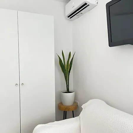 Jk Garsoniera Appartement